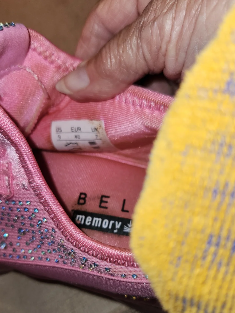 Belos Memory Foam Twnnis Shoes